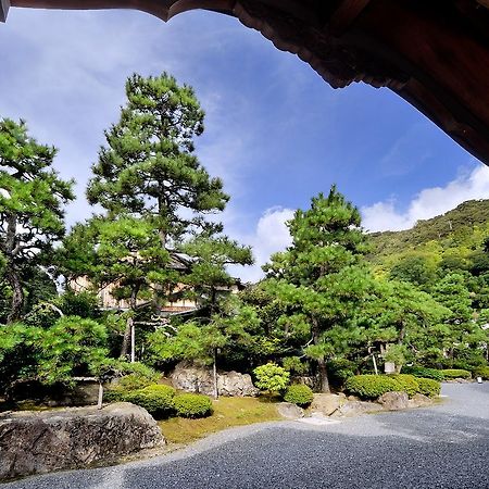 Yutouya Ryokan Тойока Екстериор снимка
