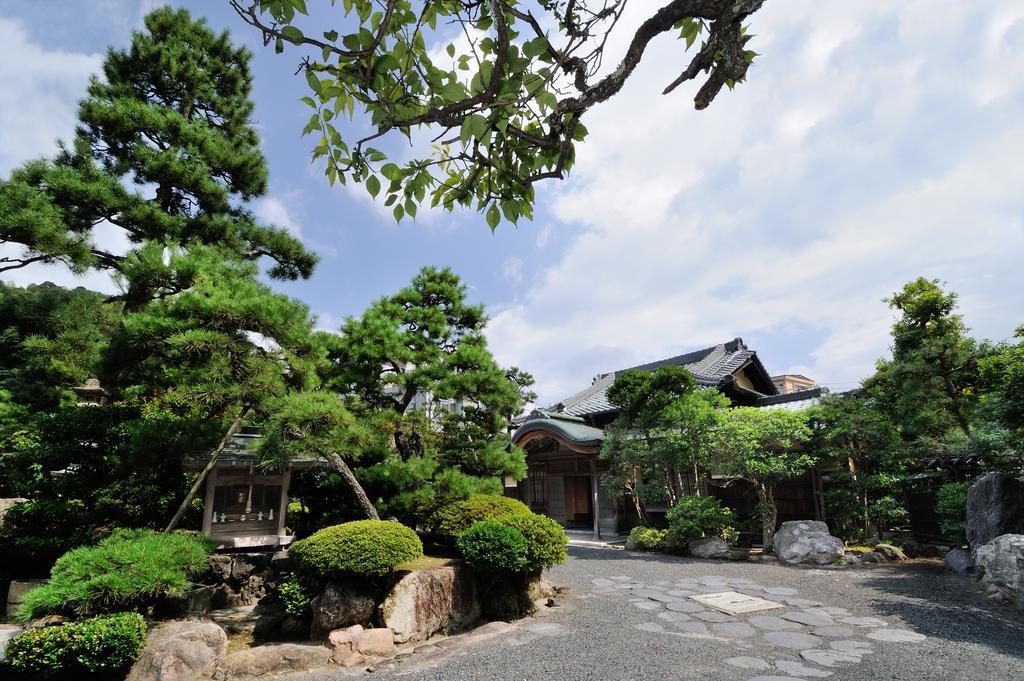 Yutouya Ryokan Тойока Екстериор снимка