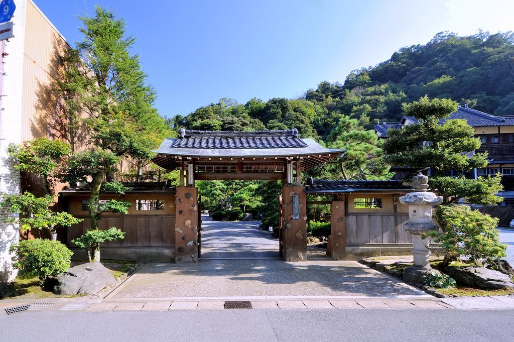 Yutouya Ryokan Тойока Екстериор снимка
