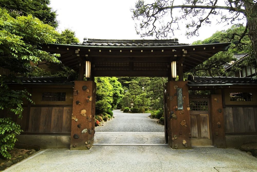 Yutouya Ryokan Тойока Екстериор снимка