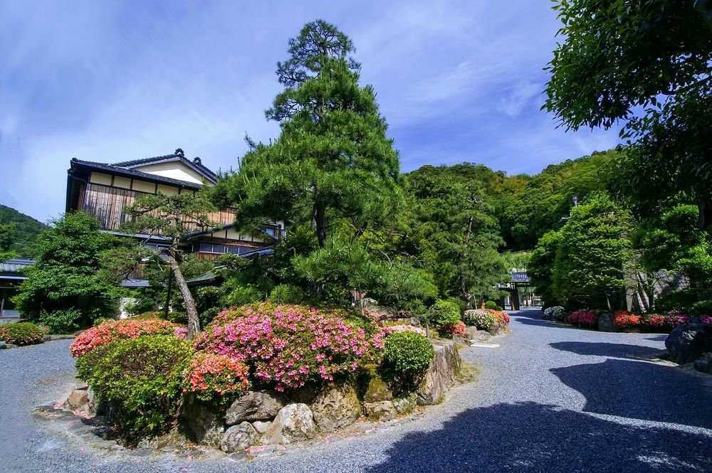 Yutouya Ryokan Тойока Екстериор снимка