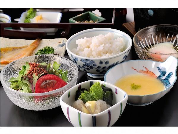 Yutouya Ryokan Тойока Екстериор снимка