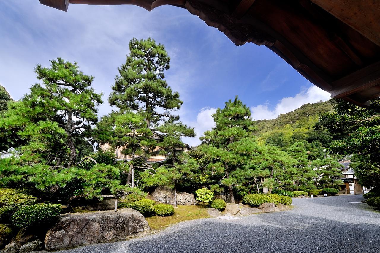 Yutouya Ryokan Тойока Екстериор снимка