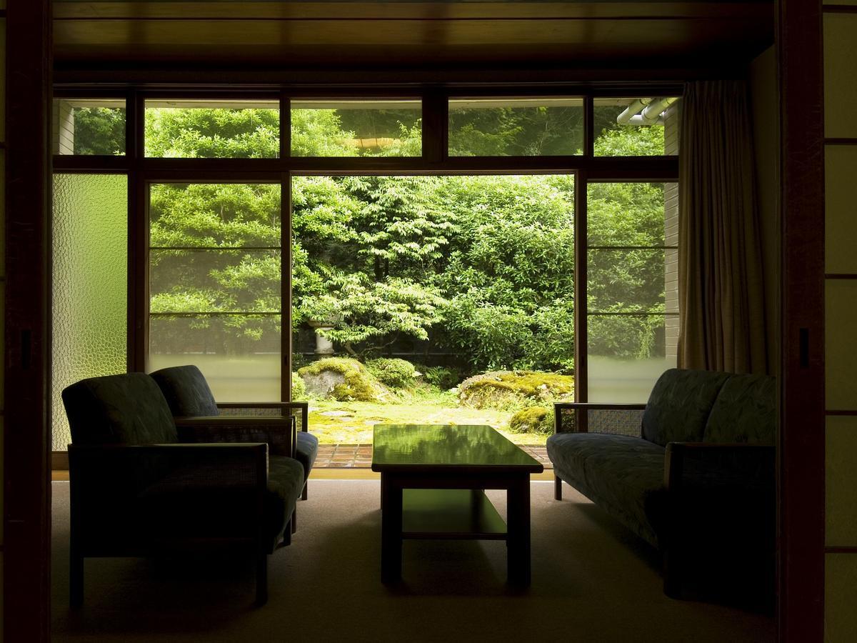 Yutouya Ryokan Тойока Екстериор снимка