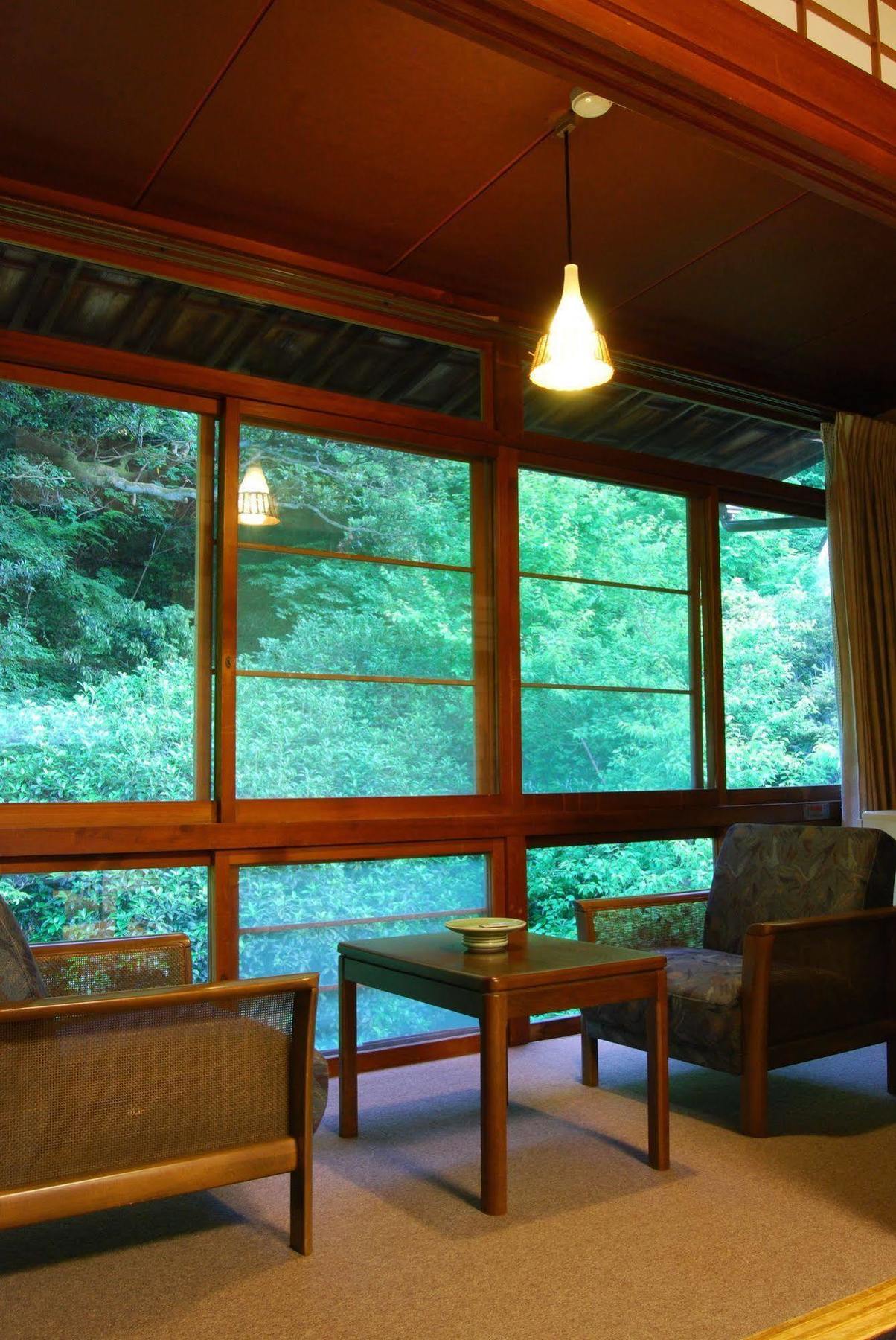 Yutouya Ryokan Тойока Екстериор снимка